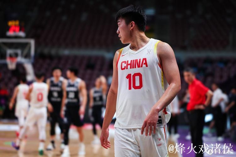 王俊杰砍下16分亮眼表现 中国男篮力克委内瑞拉 王俊杰砍下16分亮眼表现 中国男篮力克委内瑞拉